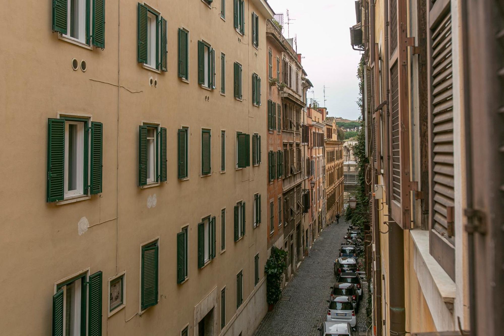Home Baccina 28, Rome